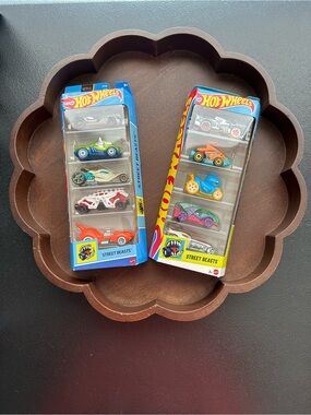 Hot Wheels 5 Pack Blue Street Beasts & Green Street Beasts JBJ90 & HTV55
